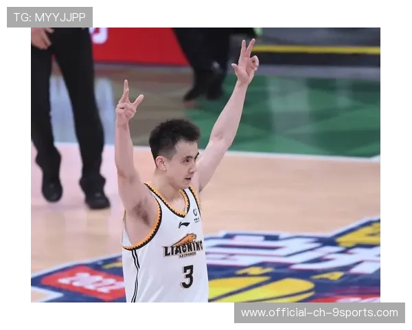 全运会男篮：赵继伟三分再中，辽宁三分球目前26中14，辽宁男篮续约赵继伟