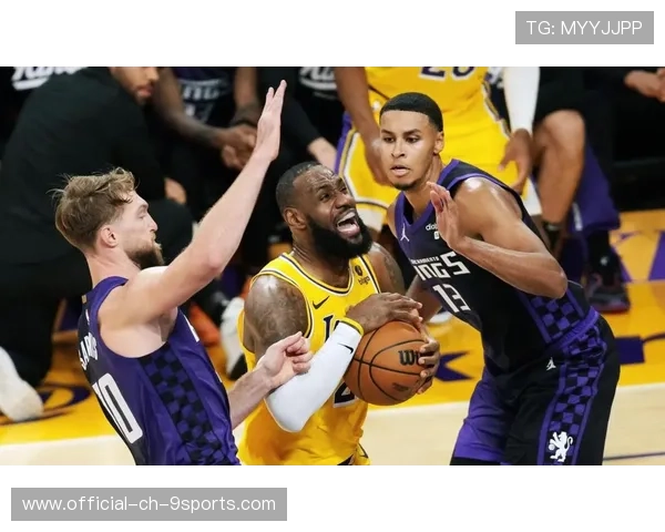 湖人队迎来关键比赛，目标季后赛，本赛季湖人队