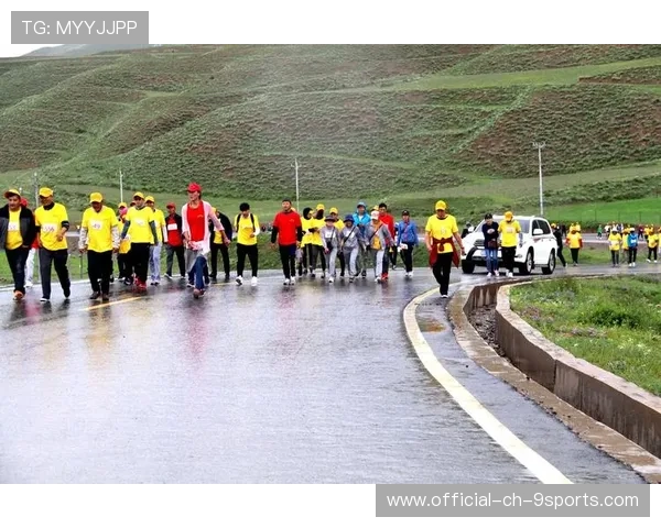 世界登山越野赛 超长距离项目成为勇者试金石,越野车爬山比赛视频 世界登山越野赛 超长距离项目成为勇者试金石,越野车爬山比赛视频