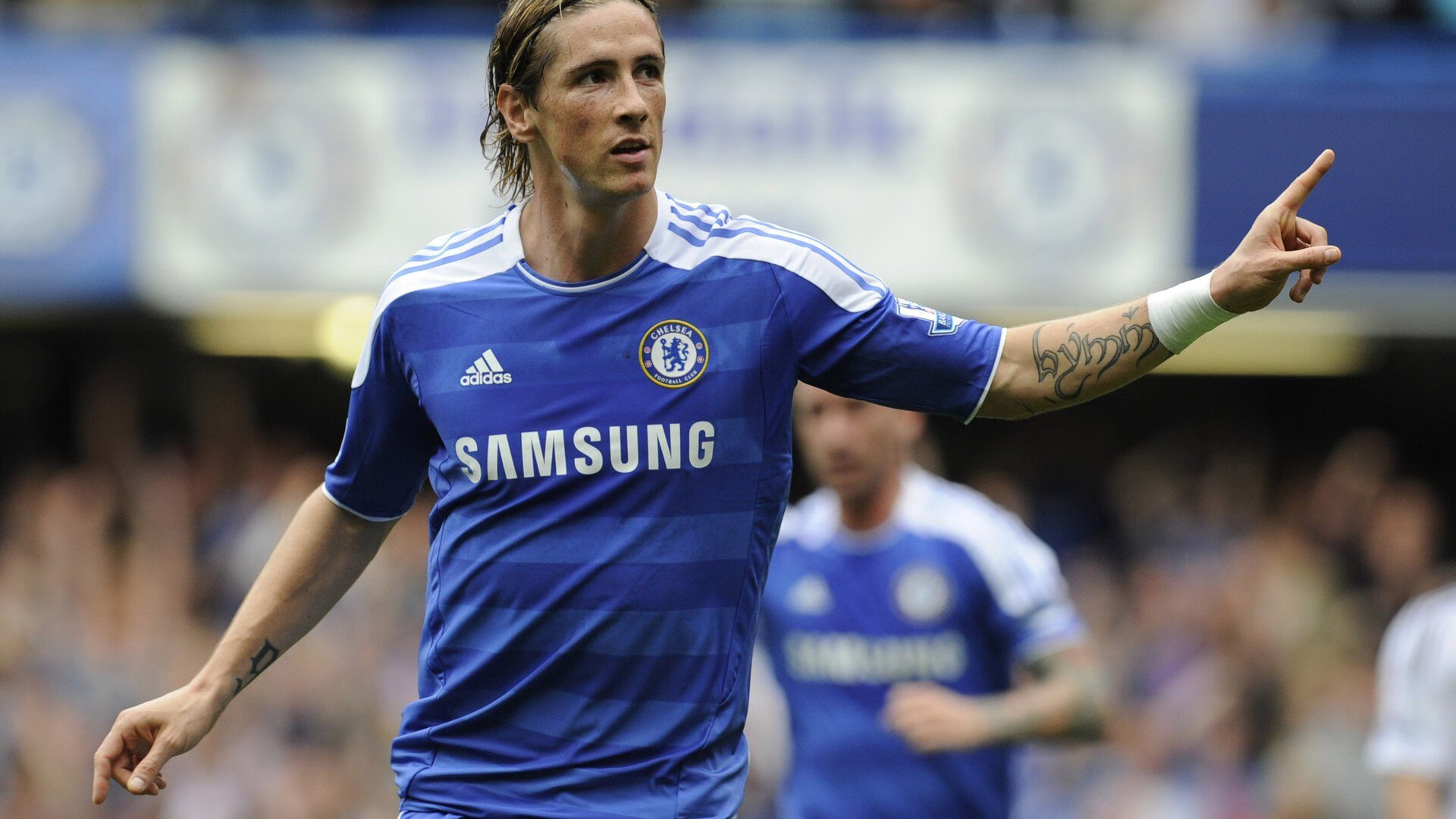 利物浦再夺三连胜,红军气势如虹,利物浦又叫红军